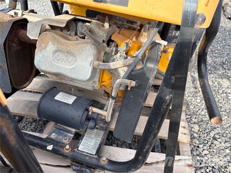 DeWalt of (4) Dewalt DXGNR6500 6500 kW Portable Generator Other Generators
