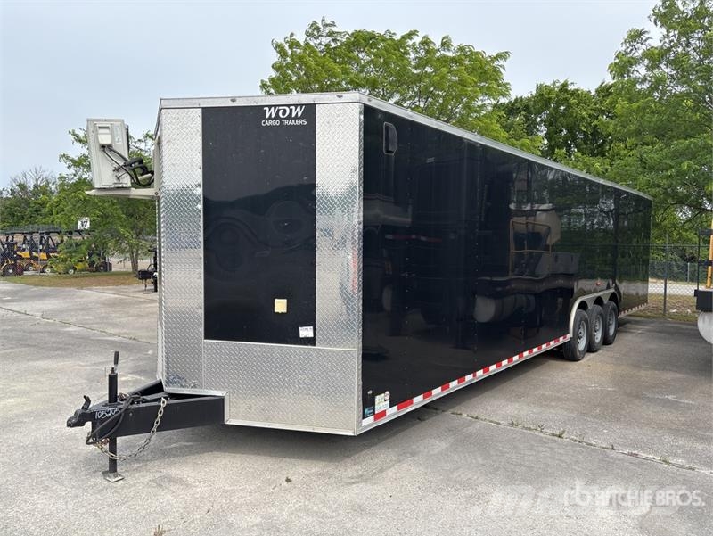 Diamond Cargo 34 ft Tri/A Enclosed Trailer مقطورات ذات هيكل صندوقي
