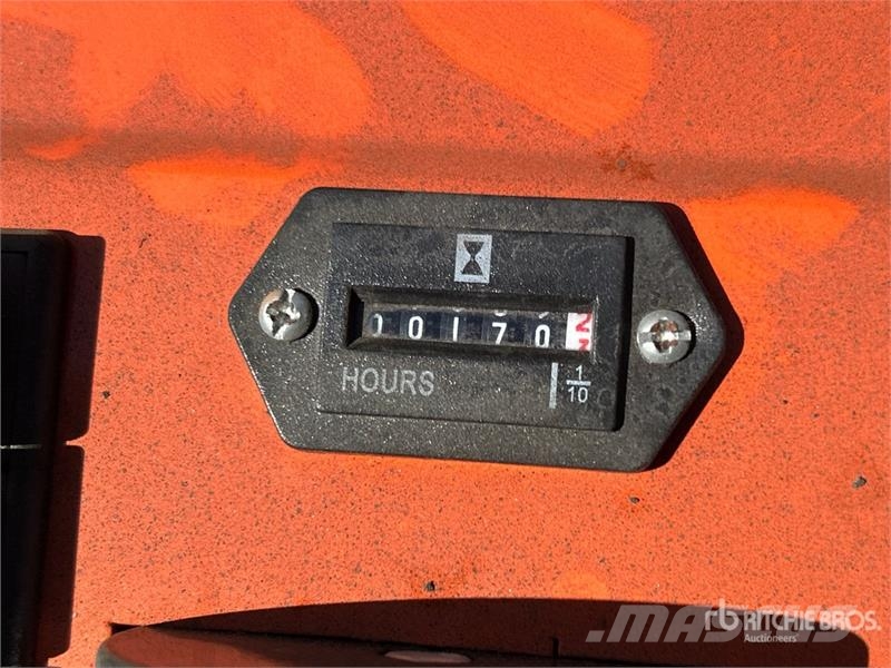  Dig Master DM100 Mini Excavator Miniescavadeiras < 7t (Mini escavadeiras)