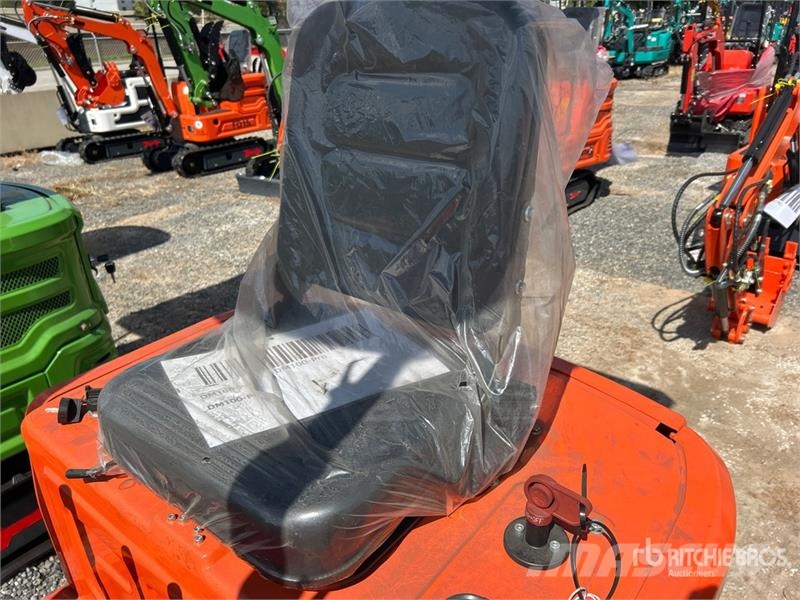  Dig Master DM100 Mini Excavator Miniescavadeiras < 7t (Mini escavadeiras)