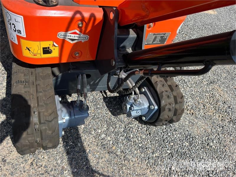  Dig Master DM100 Mini Excavator Miniescavadeiras < 7t (Mini escavadeiras)