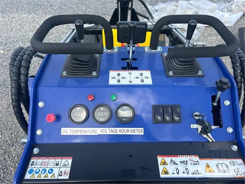 DigSwift DS-SS70 Mini Compact Track Loader (Unused Kompaktrakodók