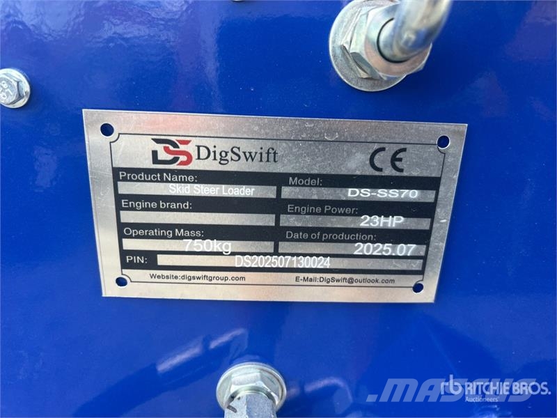 DigSwift DS-SS70 Mini Compact Track Loader (Unused Kompaktrakodók