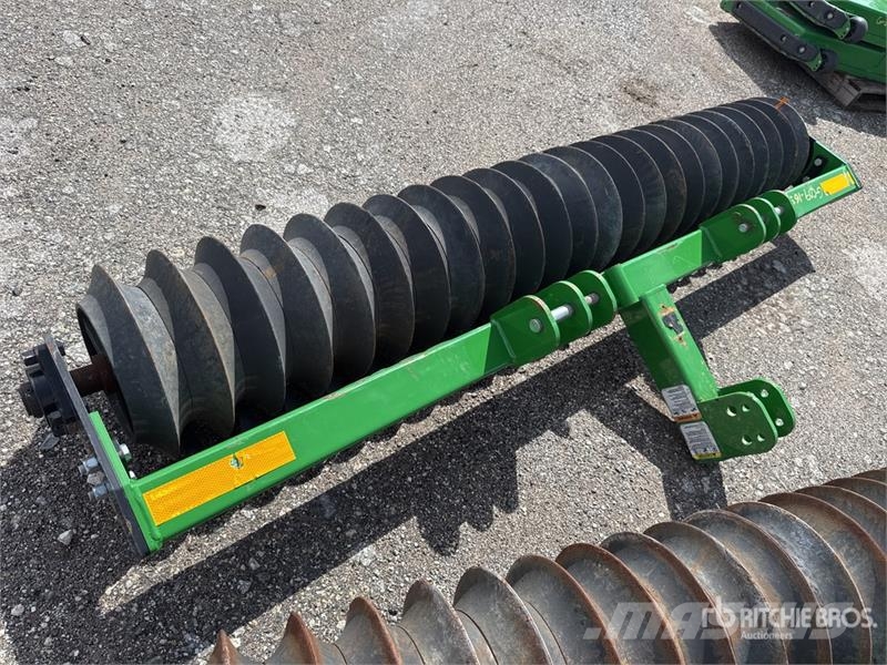 Dirt Dog 103 In Crimper Seeder Drillmaschinen