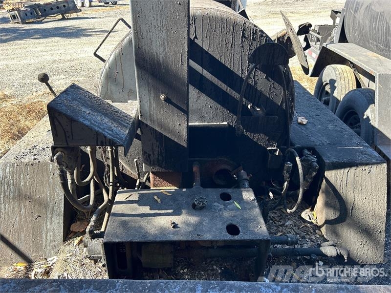 Ditch Runner DR-325 HT Towable Asphalt 325 Gallon Asfaldimasinate lisatarvikud