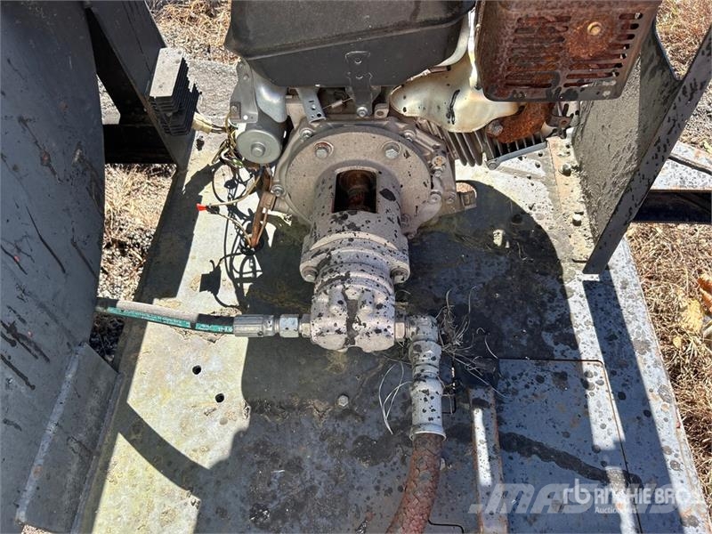 Ditch Runner DR-325 HT Towable Asphalt 325 Gallon Asfaldimasinate lisatarvikud