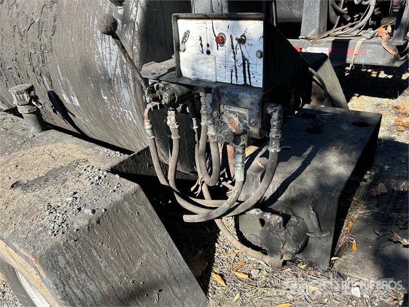 Ditch Runner DR-325 HT Towable Asphalt 325 Gallon Asfaldimasinate lisatarvikud
