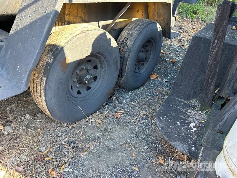 Ditch Runner DR-775XLT Towable Asphalt sealcoating Asfaldimasinate lisatarvikud