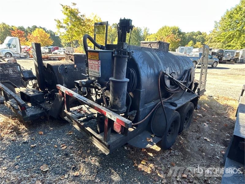 Ditch Runner DR-775XLT Towable Asphalt sealcoating Asfaldimasinate lisatarvikud