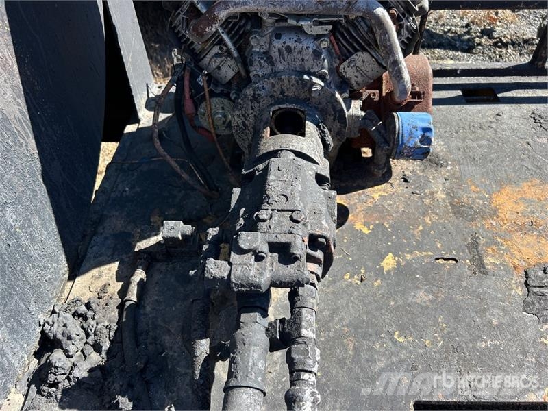 Ditch Runner DR-775XLT 775 Gallons Towable asphalt ملحقات ماكينات الأسفلت