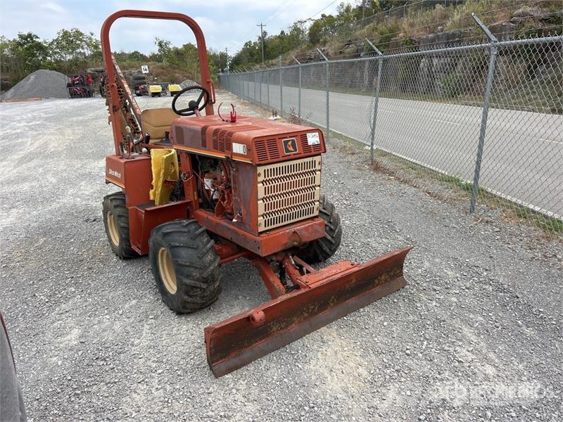 Ditch Witch 3610 Freze za kopanje jarkov Trenčerji