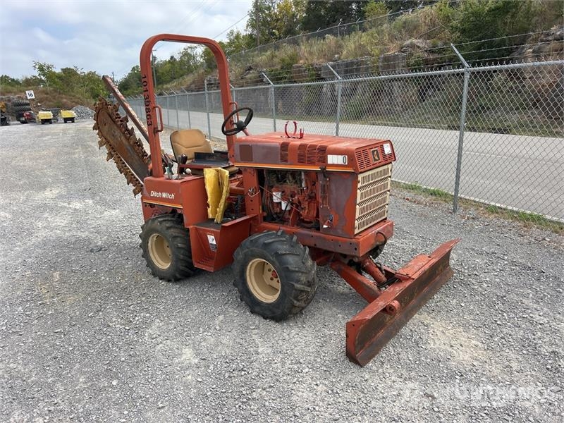 Ditch Witch 3610 Freze za kopanje jarkov Trenčerji