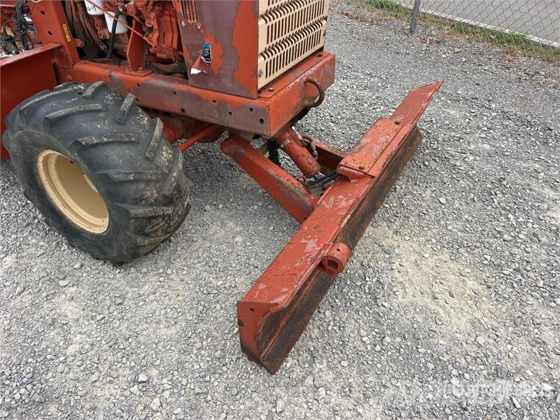 Ditch Witch 3610 Freze za kopanje jarkov Trenčerji