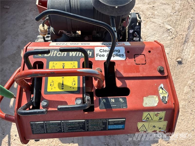 Ditch Witch C24X Freze za kopanje jarkov Trenčerji