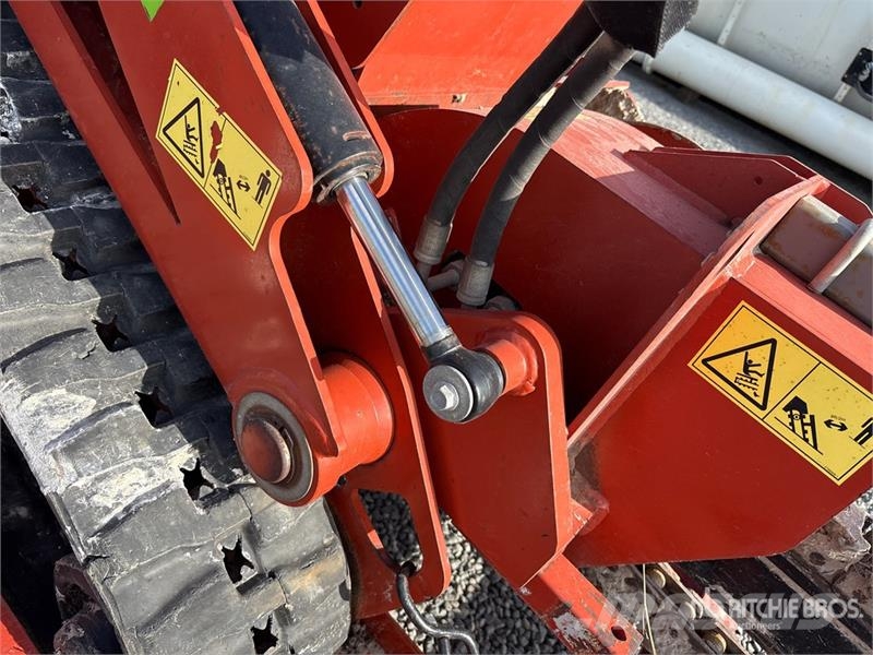 Ditch Witch C24X ماكينات حفر خنادق