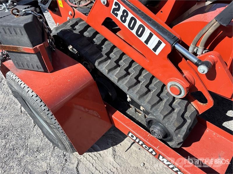 Ditch Witch C24X Trenchers