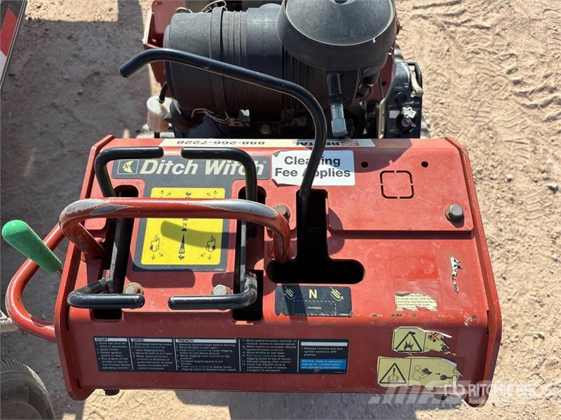 Ditch Witch C24X Freze za kopanje jarkov Trenčerji