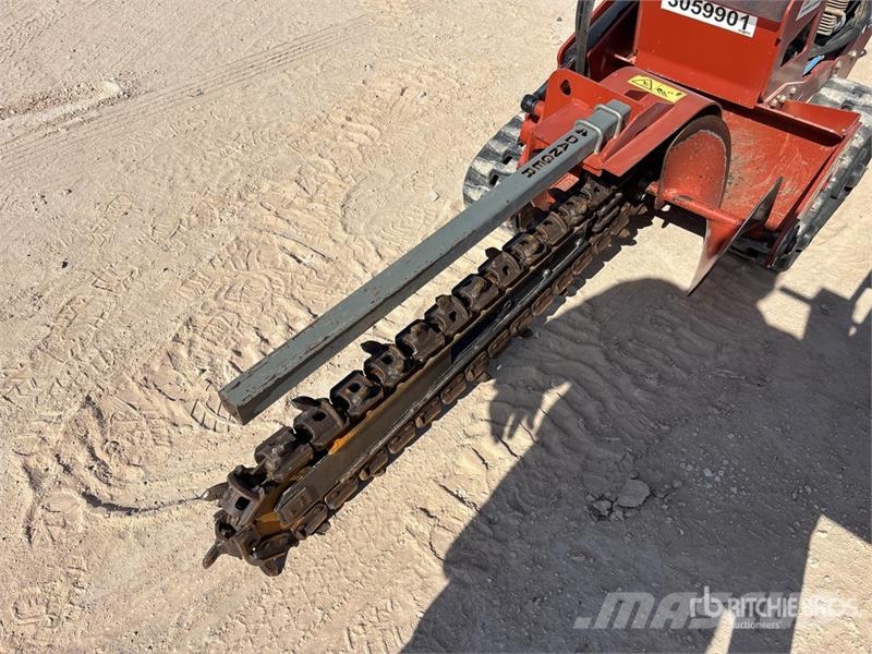 Ditch Witch C24X Freze za kopanje jarkov Trenčerji