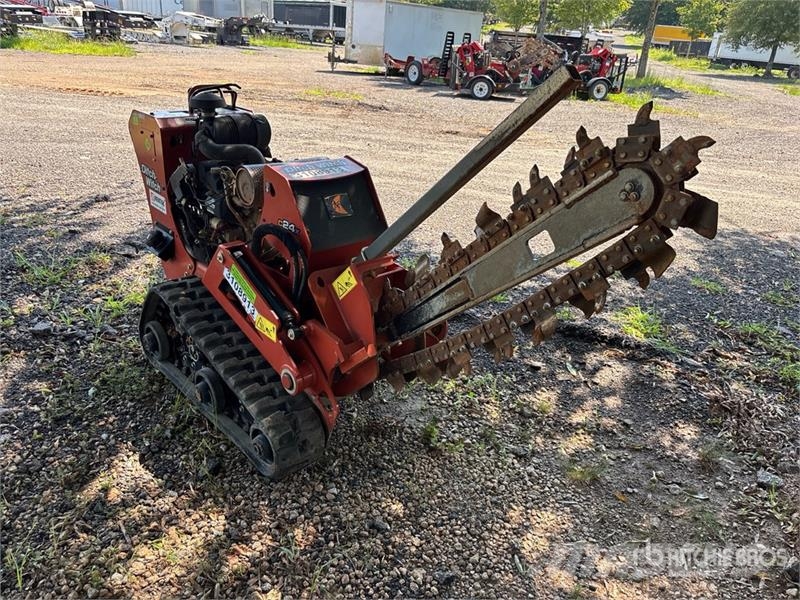 Ditch Witch C24X Εκσκαφέας χανδάκων