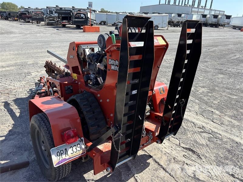 Ditch Witch C24X Trenchers