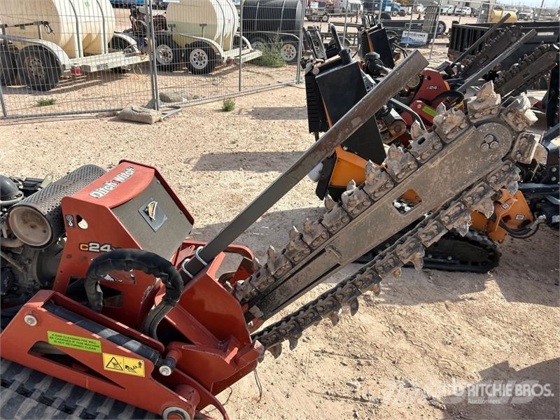 Ditch Witch C24X Εκσκαφέας χανδάκων