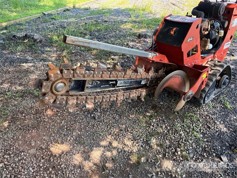 Ditch Witch C24X Εκσκαφέας χανδάκων