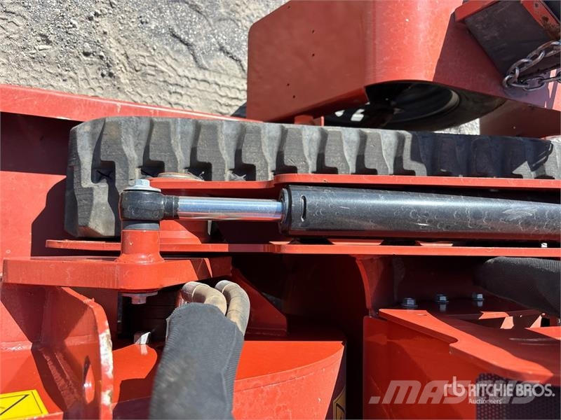 Ditch Witch C24X Trenchers