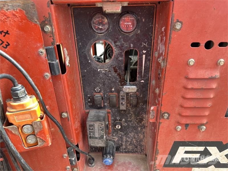 Ditch Witch FX30 500 gal T/A Vacuum Excavation Unit 드릴링 장비 부속품 및 예비 부품