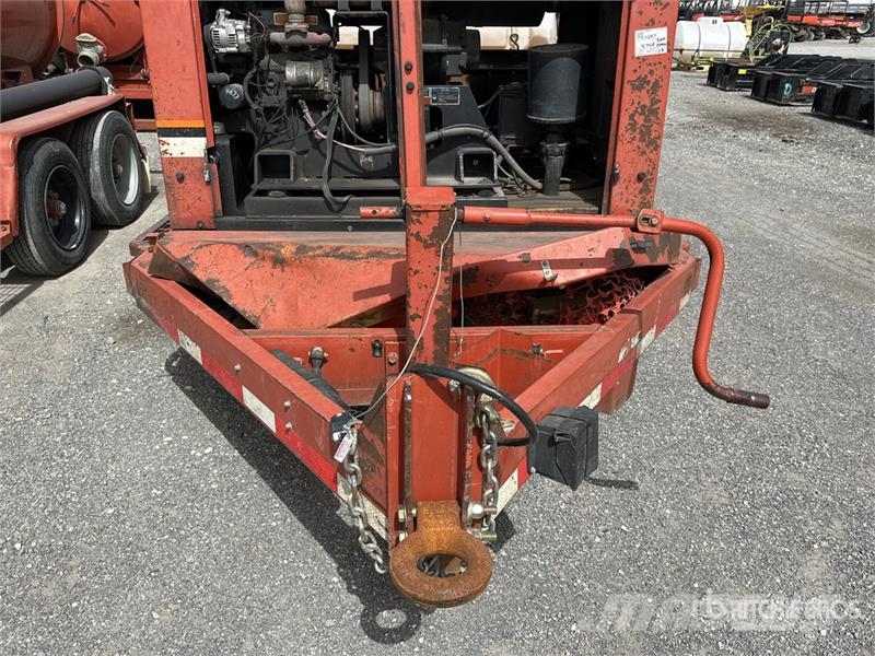 Ditch Witch FX30 500 gal T/A Vacuum Excavation Unit 드릴링 장비 부속품 및 예비 부품