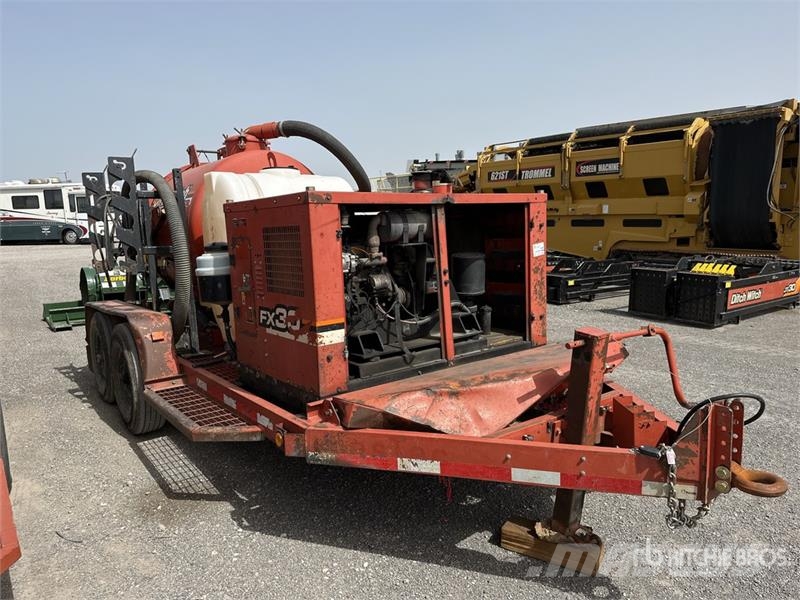 Ditch Witch FX30 500 gal T/A Vacuum Excavation Unit 드릴링 장비 부속품 및 예비 부품