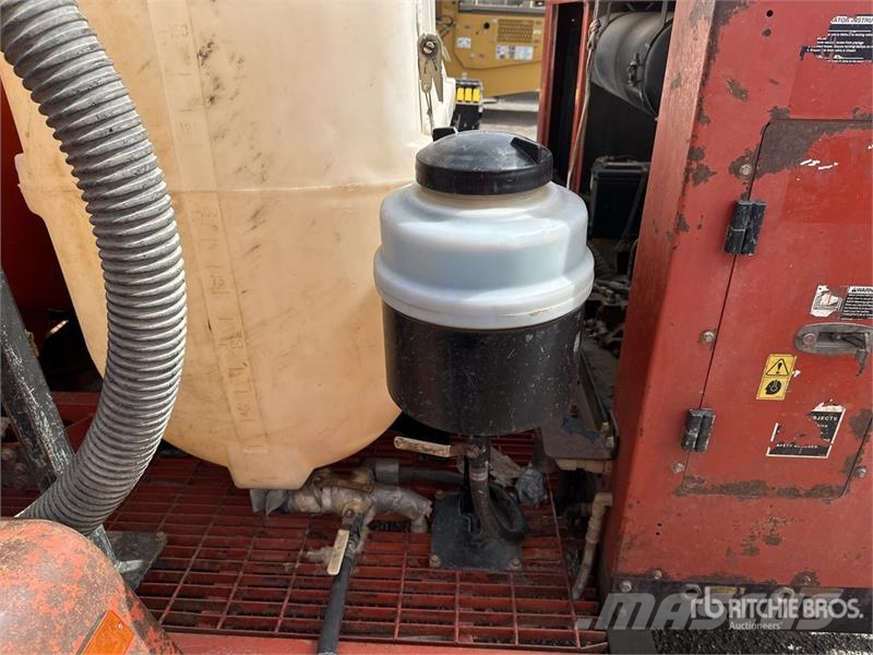 Ditch Witch FX30 500 gal T/A Vacuum Excavation Unit 드릴링 장비 부속품 및 예비 부품