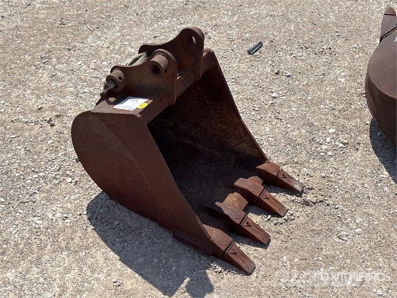 Ditch Witch MX27 18 in Digging Excavator Bucket Cucharones