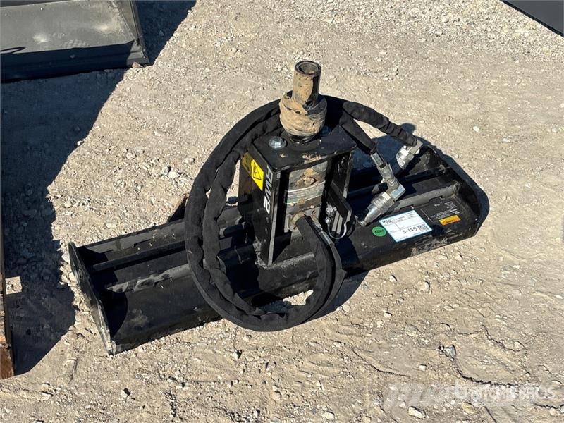 Ditch Witch RW2 Mini Skid Steer Auger 드릴