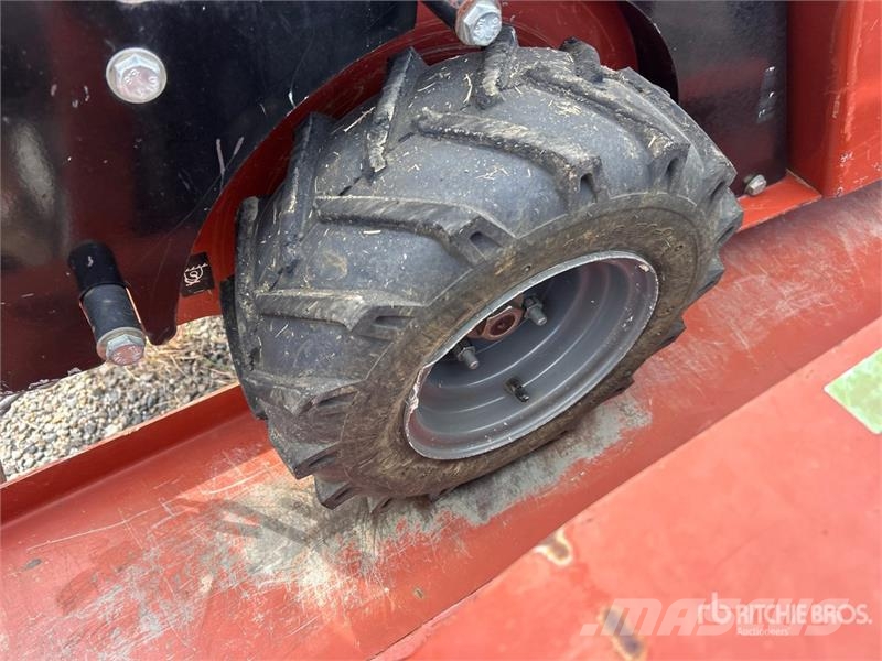 Ditch Witch Walk Behind Trencher w/2020 Ditch Witch Trailer Rovokopači freze za kanale Trenčeri