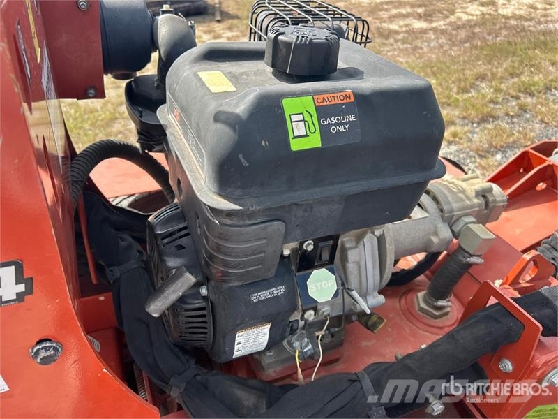Ditch Witch Walk Behind Trencher w/2020 Ditch Witch Trailer Rovokopači freze za kanale Trenčeri