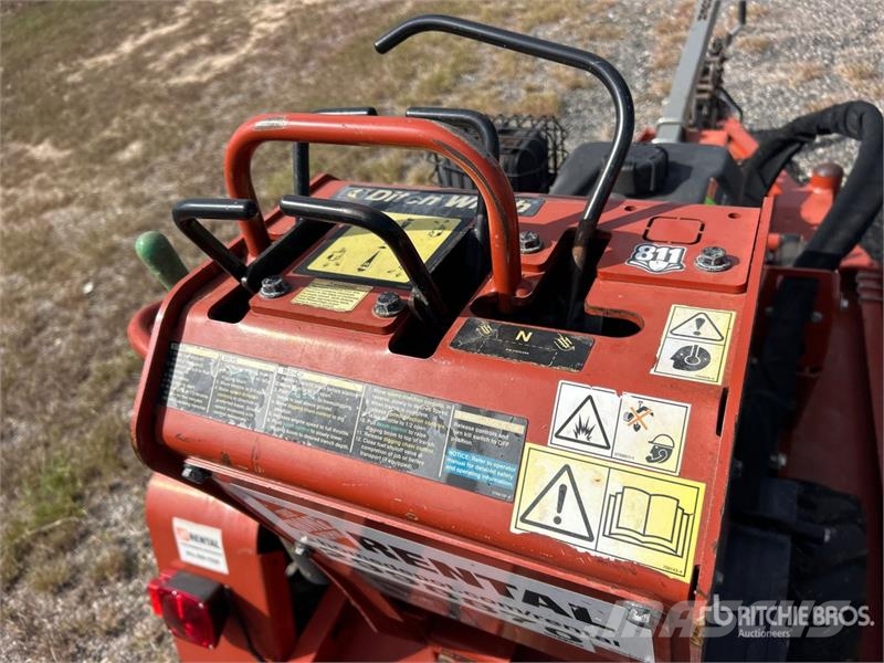 Ditch Witch Walk Behind Trencher w/2020 Ditch Witch Trailer Rovokopači freze za kanale Trenčeri