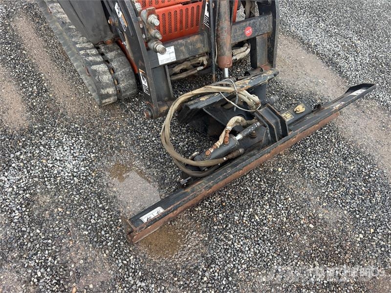 Ditch Witch XT850 Tracked Backhoe Loader Graaf-laadcombinaties
