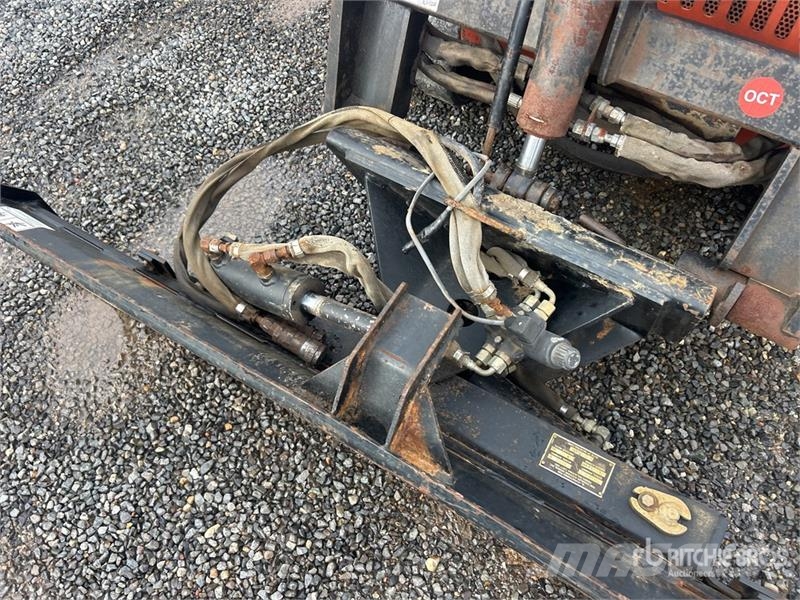 Ditch Witch XT850 Tracked Backhoe Loader Graaf-laadcombinaties