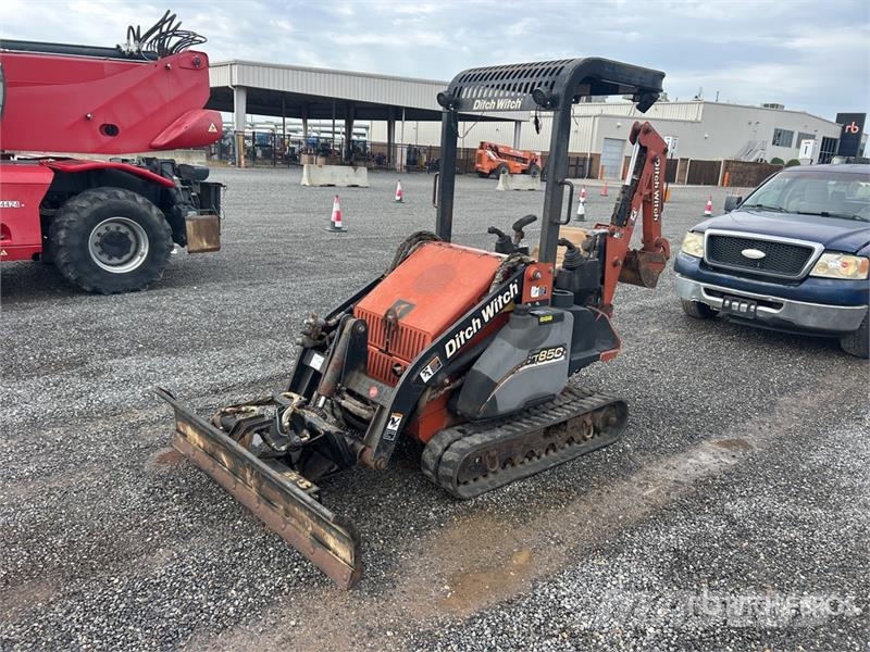 Ditch Witch XT850 Tracked Backhoe Loader Graaf-laadcombinaties
