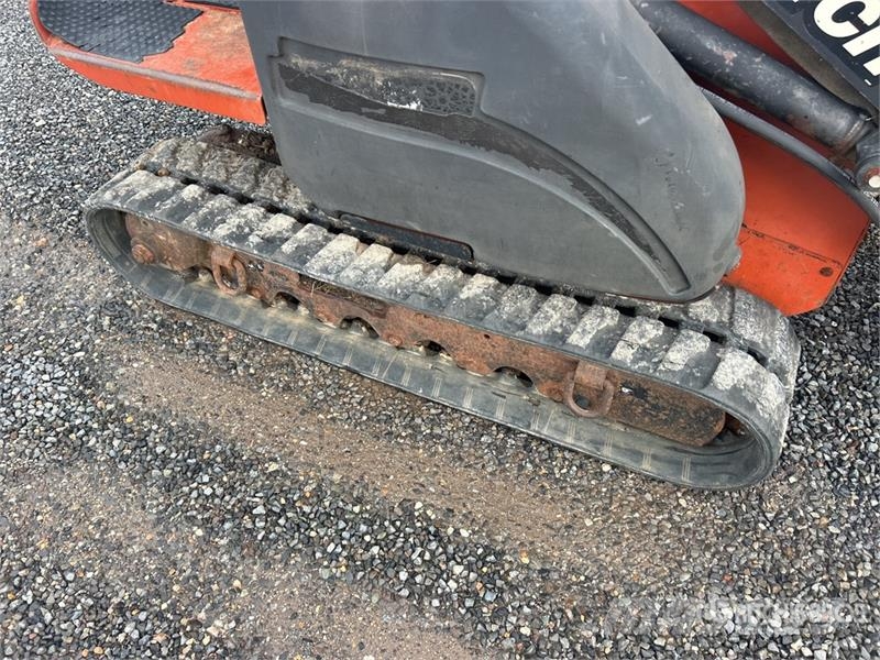 Ditch Witch XT850 Tracked Backhoe Loader Graaf-laadcombinaties