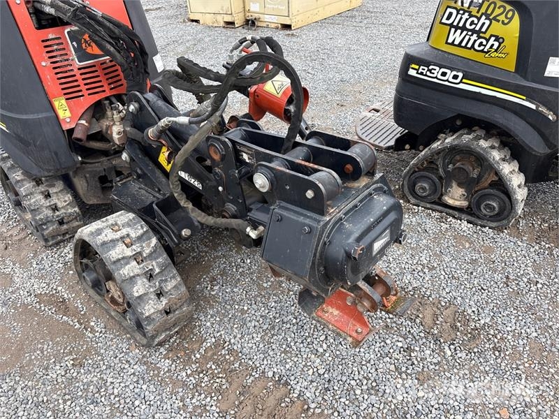 Ditch Witch Zahn R300 Tracked Tool Carrier Trencher Trancheuse