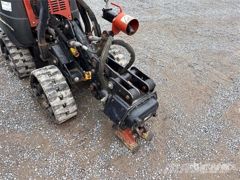 Ditch Witch Zahn R300 Tracked Tool Carrier Trencher Trancheuse