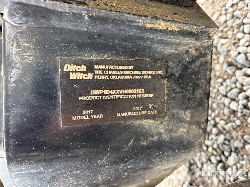 Ditch Witch Zahn R300 Tracked Tool Carrier Trencher Trancheuse