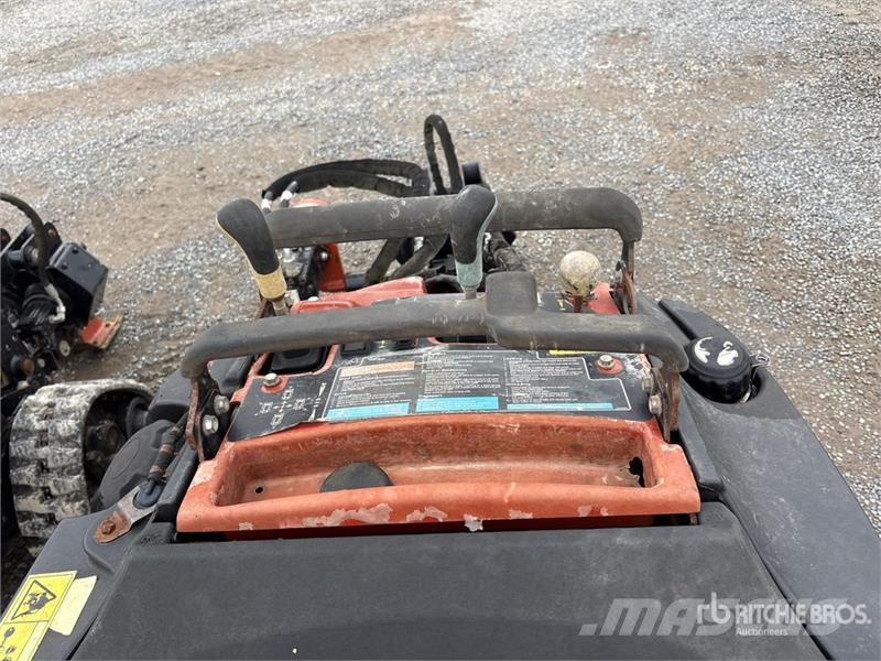 Ditch Witch Zahn R300 Tracked Tool Carrier Trencher Trancheuse