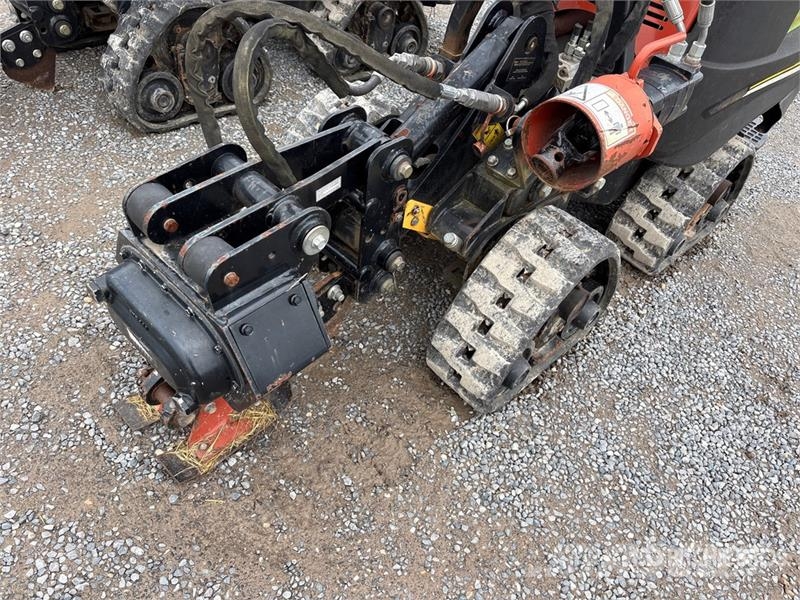 Ditch Witch Zahn R300 Tracked Tool Carrier Trencher Trancheuse