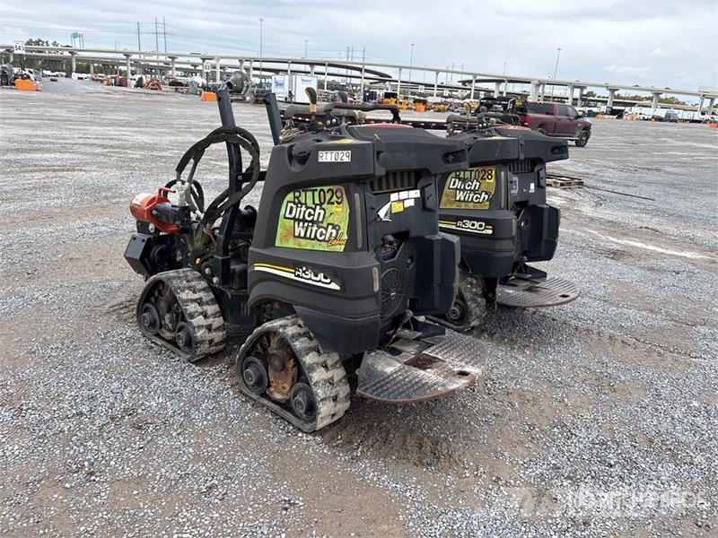 Ditch Witch Zahn R300 Tracked Tool Carrier Trencher Trancheuse