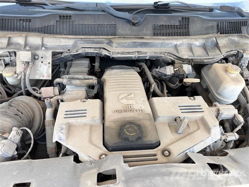 Dodge 5500 4x4 Service Truck (Inoperable) 市政车