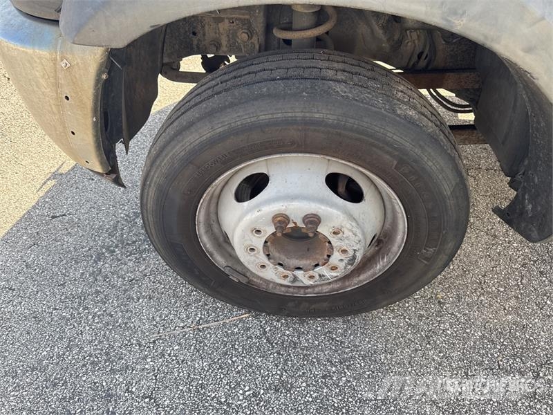 Dodge AT200A 300 lb Straight Boom on Dodge Ram 4500 4x2 Nostolava-autot