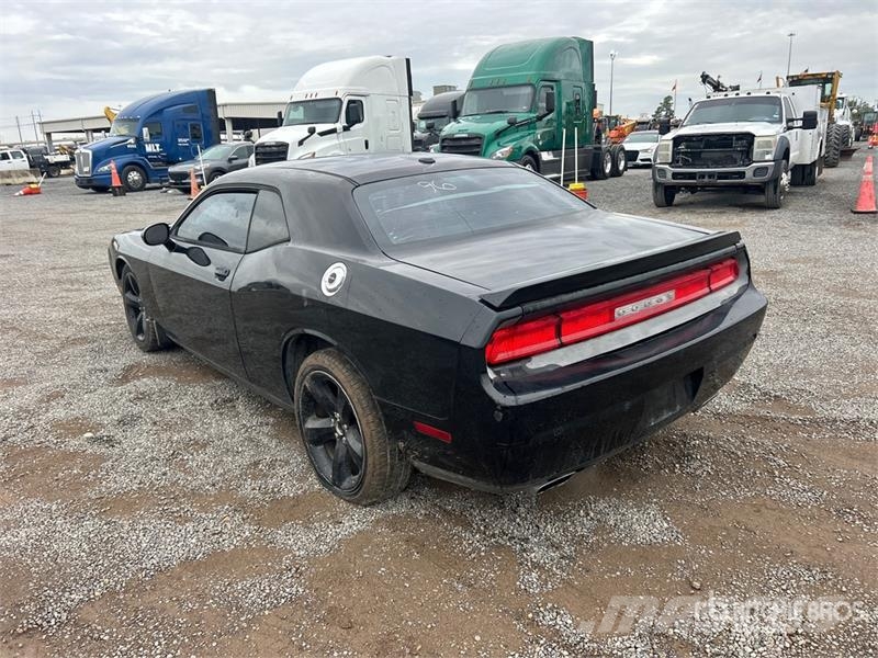 Dodge Challenger Automobile Cars