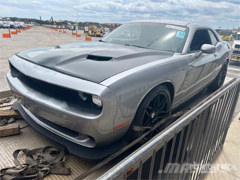 Dodge Challenger Automobile Automašīnas